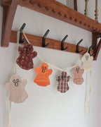 the boo garland